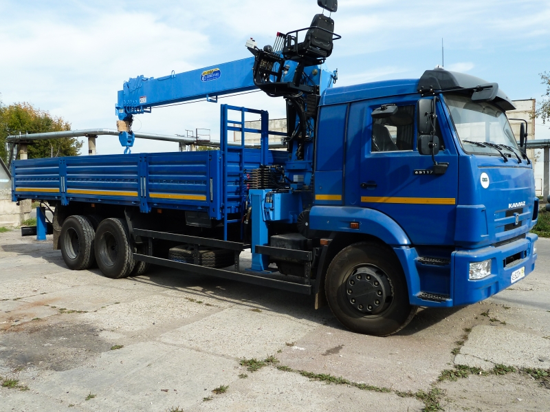 Манипулятор DONG YANG SS1506 на шасси КАМАЗ 65117 Манипулятор DONG YANG SS1506 на шасси КАМАЗ 65117