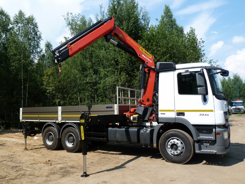 Манипулятор PALFINGER 30002 K на шасси MERCEDES-BENZ Actros 3336 Манипулятор PALFINGER 30002 K на шасси MERCEDES-BENZ Actros 3336