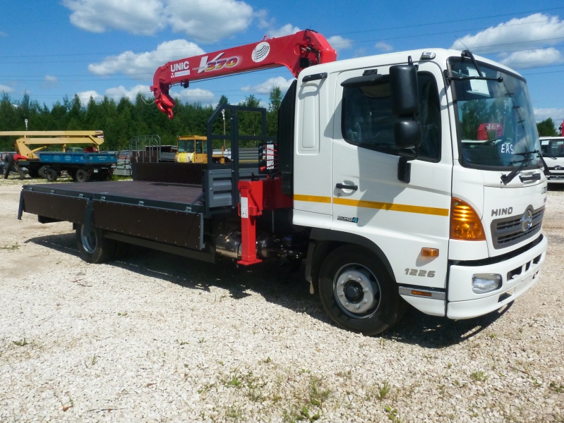 Манипулятор UNIC URV 374 на шасси HINO 500 LTA Манипулятор UNIC URV 374 на шасси HINO 500 LTA