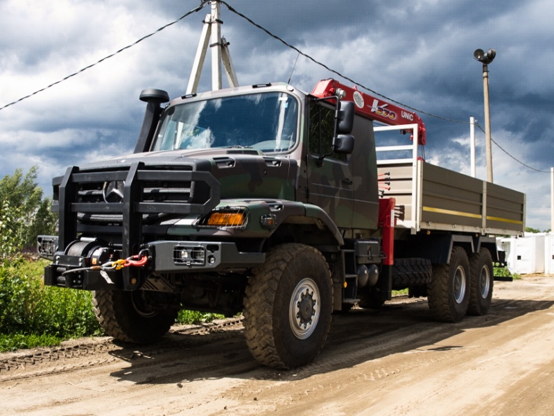 Манипулятор UNIC URV 374 на шасси MERCEDES-BENZ Zetros Манипулятор UNIC URV 374 на шасси MERCEDES-BENZ Zetros