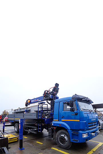 Манипулятор DONGYANG SS1956 на шасси КАМАЗ 65117