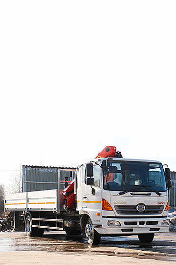 Манипулятор PALFINGER 11001K на шасси HINO 500