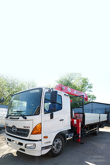 Манипулятор UNIC UR-V503 на шасси HINO 500 STA