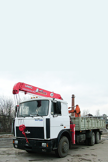Манипулятор UNIC UR-V503 на шасси МАЗ 630305