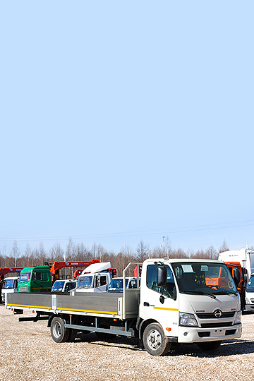 Бортовой автомобиль Hino 300