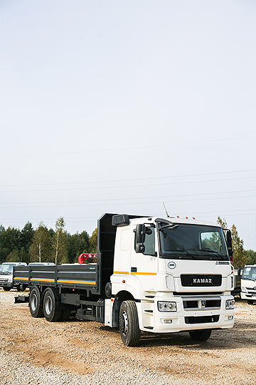 Бортовой автомобиль КАМАЗ 65207