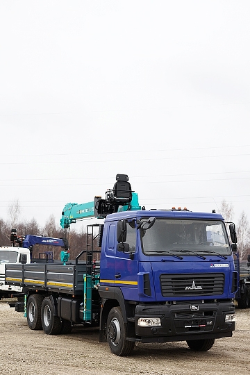 Манипулятор HKTC 7016 на шасси МАЗ 6312С5