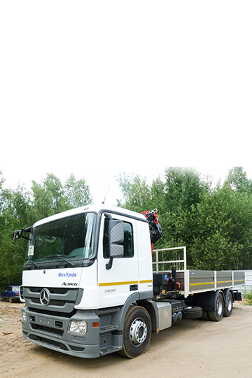 Манипулятор HMF 2030 на шасси Mercedes-Benz Actros 2632