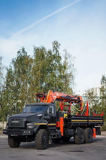 Манипулятор Kanglim KS2056 на шасси Урал Next с буром