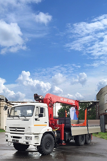Манипулятор ML-805 (МП-805) на шасси КАМАЗ 43118 (с коником)