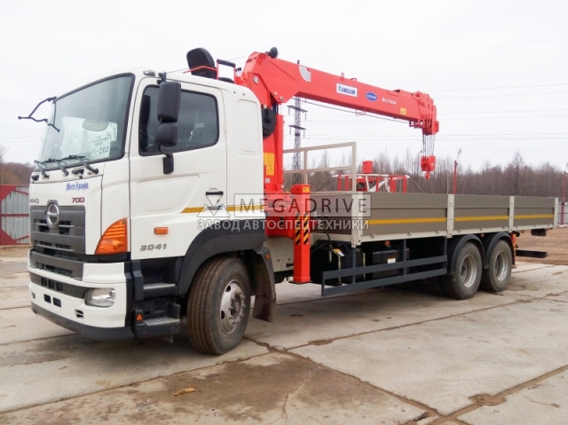Манипулятор KANGLIM KS2056 на шасси HINO 700 Манипулятор KANGLIM KS2056 на шасси HINO 700