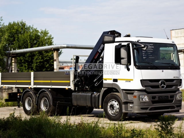 Манипулятор HIAB XC 244 на шасси MERCEDES-BENZ ACTROS