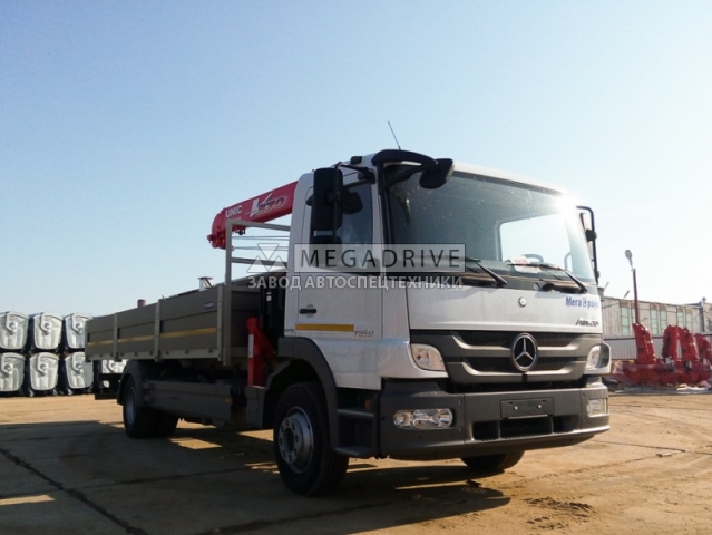 Манипулятор UNIC URV 374 на шасси MERCEDES-BENZ MB Atego 1518L